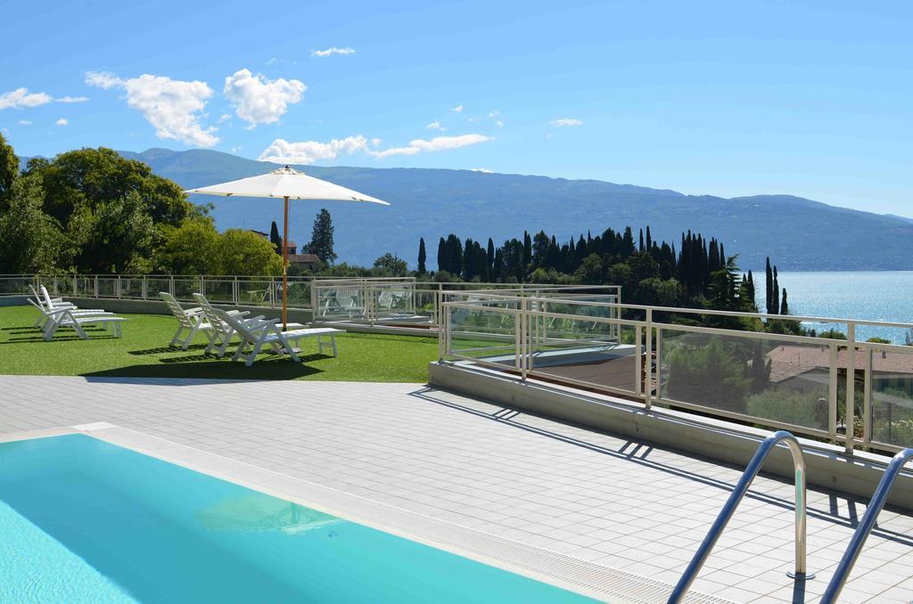 Residence Il Poggio Al Sole Toscolano Maderno Exteriör bild