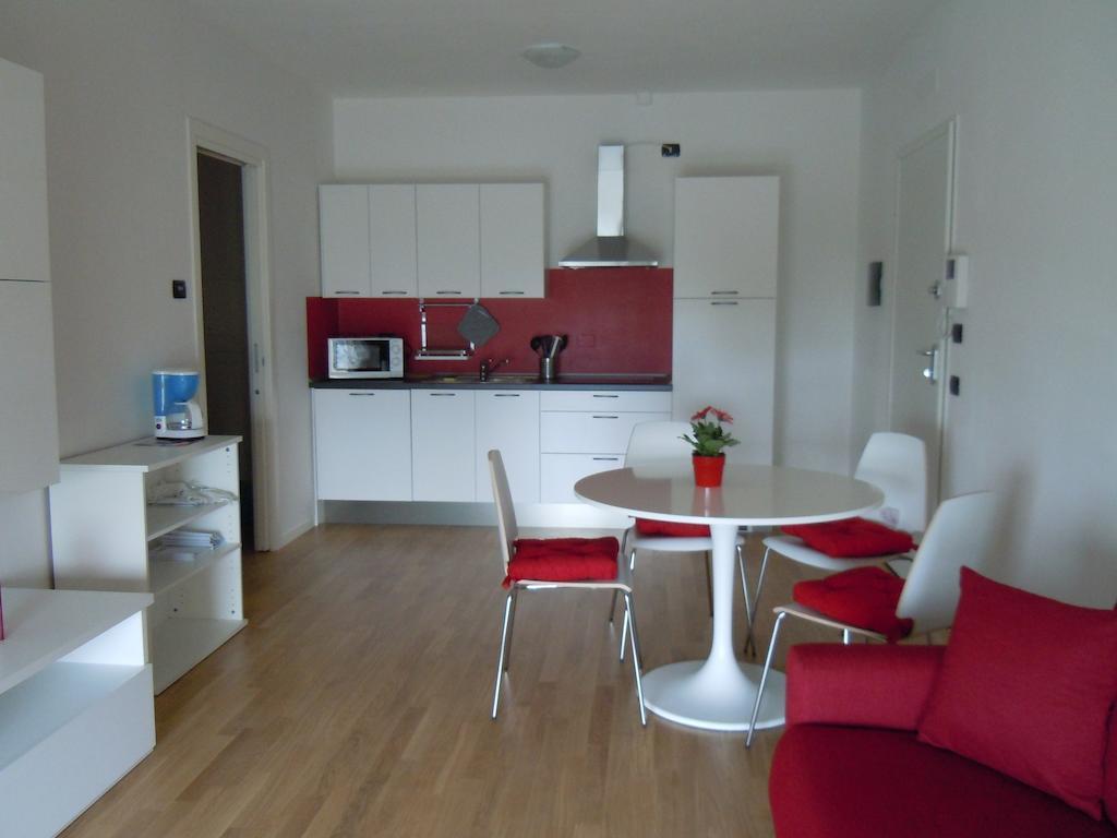 Residence Il Poggio Al Sole Toscolano Maderno Exteriör bild