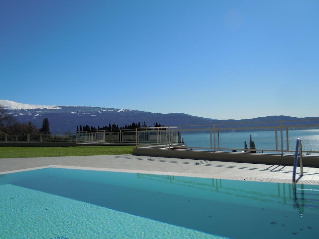 Residence Il Poggio Al Sole Toscolano Maderno Exteriör bild