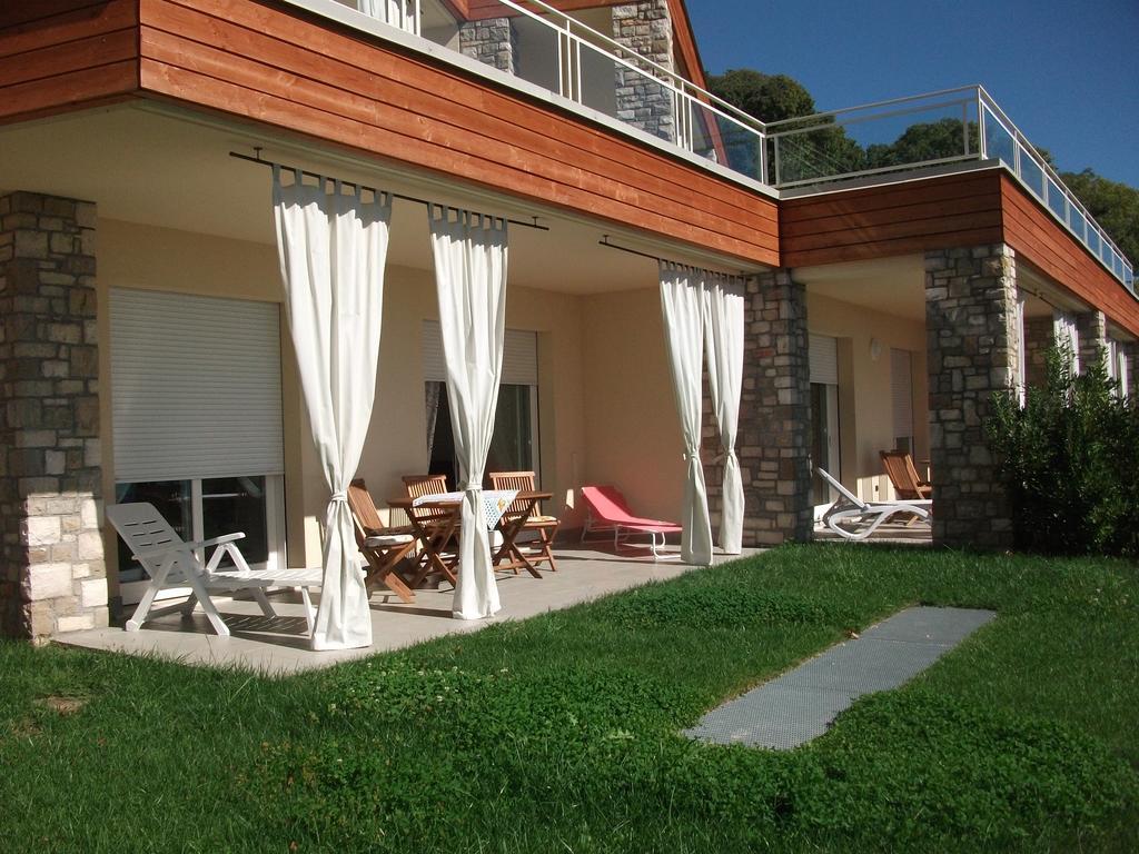 Residence Il Poggio Al Sole Toscolano Maderno Rum bild