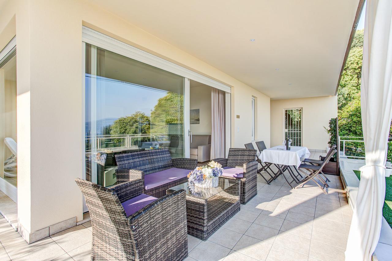 Residence Il Poggio Al Sole Toscolano Maderno Exteriör bild